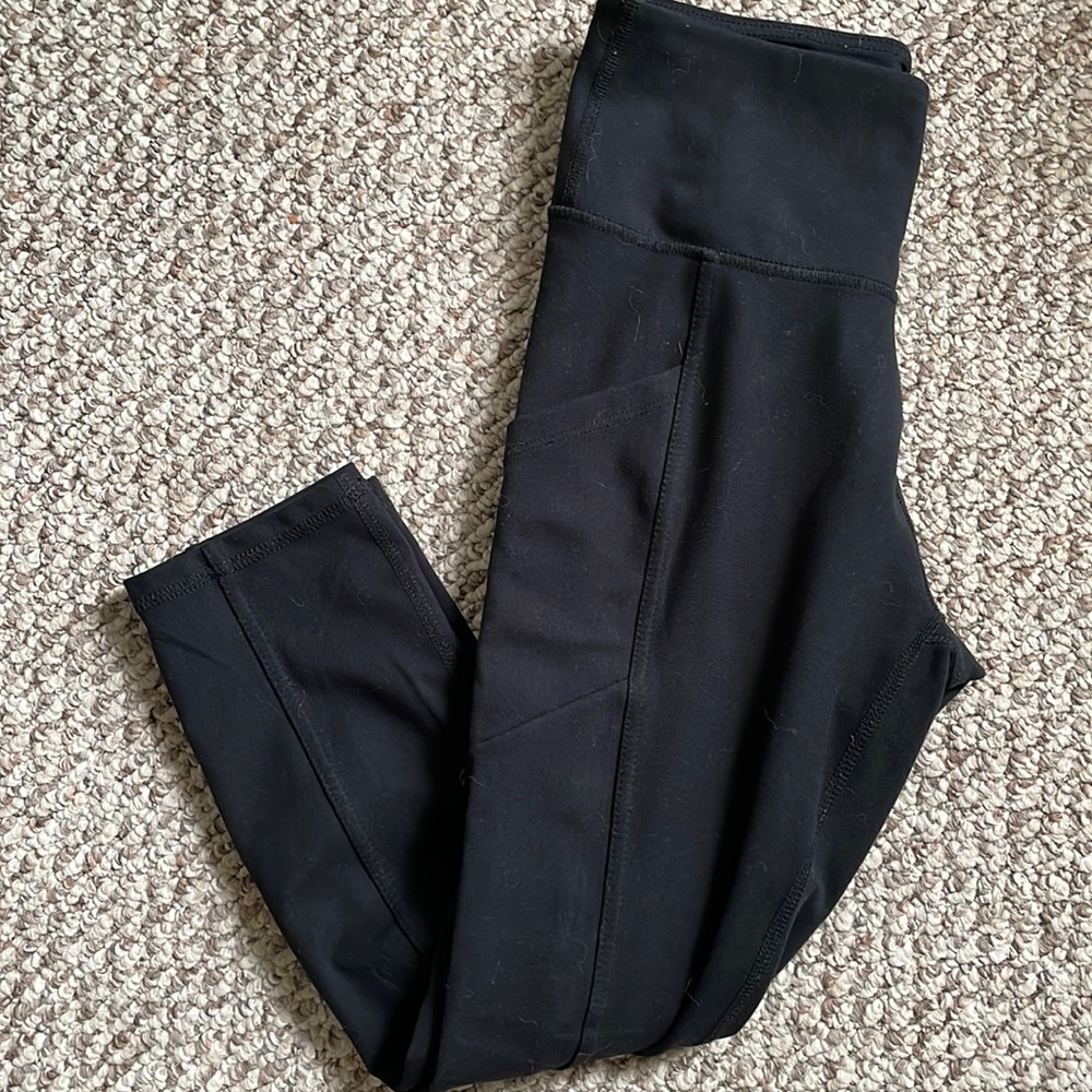 Marika black cropped leggings